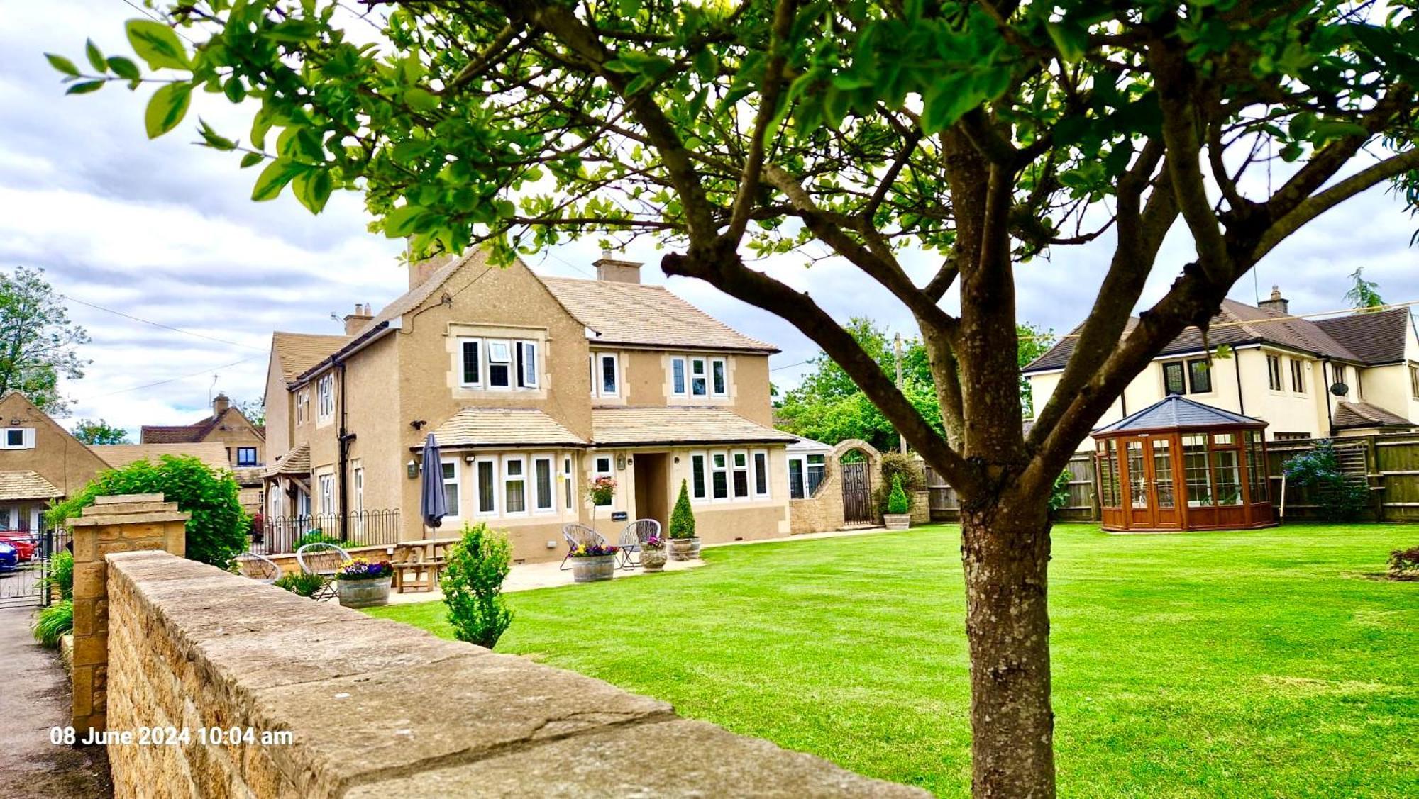Southlands B&B Bourton-on-the-Water Exterior photo